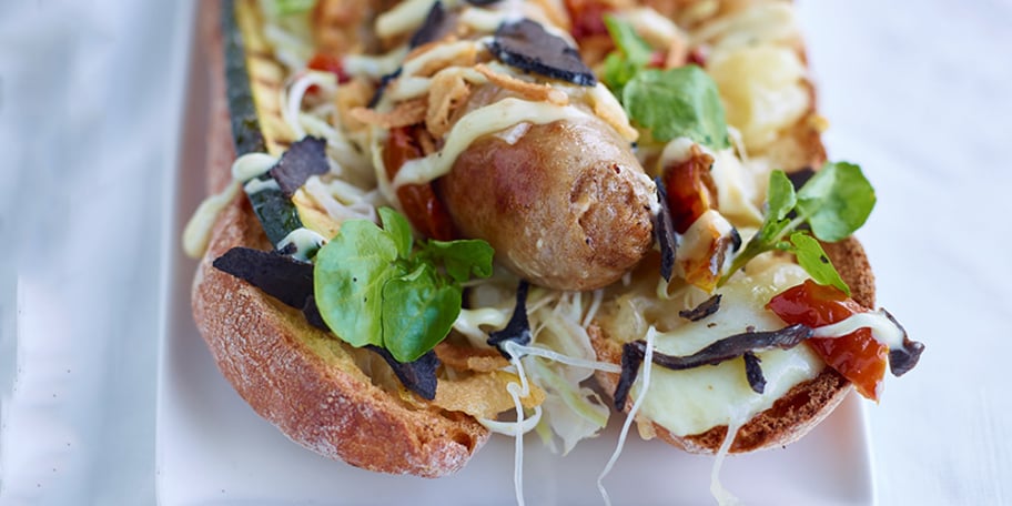 Hot dog gourmet cu branza