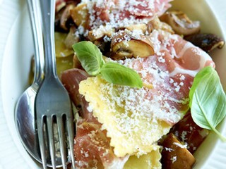 Ravioli cu ciuperci si sunca Coppa di Pama