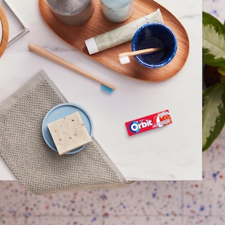 Orbit | Guma de mestecat cu aroma de capsuni 14g