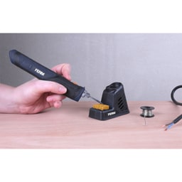 Ferm | Ciocan pentru lipit fara fir 4V