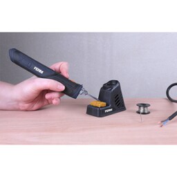 Ferm | Ciocan pentru lipit fara fir 4V