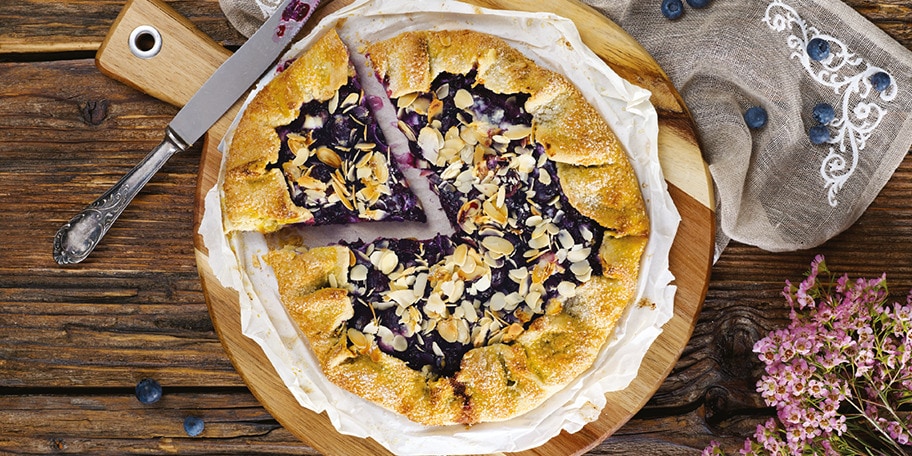 Galeta cu ricotta si afine