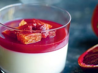 Panna cotta cu portocale roșii