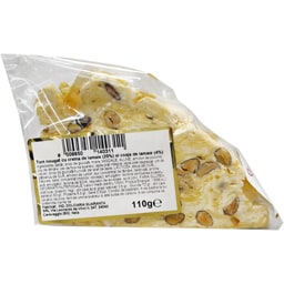 Quaranta | Felie de tort nougat cu migdale, alune si diverse fructe 110g