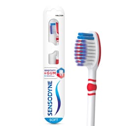 Sensodyne | Periuta de dinti Sensitivity & Gum Soft, diverse culori