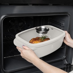 Berlinger Haus | Tava pentru friptura cu capac din sticla si buton pentru aroma